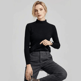 Suéter femenino de peluche con cuello Clarice Forglows